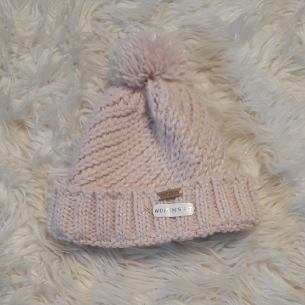 Adidas Twilight Ballie Pale Pink Knot Pom Pom Beanie